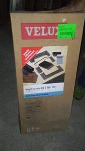 lot 354 image: Step Flashing Kit Velux - Fits Lot 351