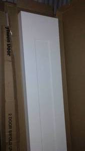 lot 514 image: Bifold Doors White