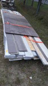 lot 426 image: White, Brown Gray Diamond Kote Siding & Trim- Big Lot, Big Variety