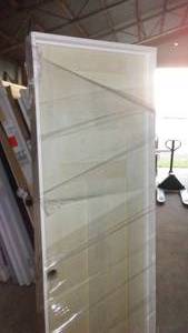 lot 486 image: 24 in. Interior Pre-hung Door