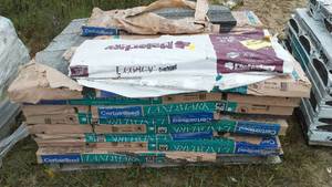 lot 147 image: Certainteed Shingles 24 Shingles and more.