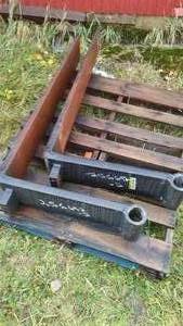 lot 701 image: Forks For Forklift (2) 48 in.