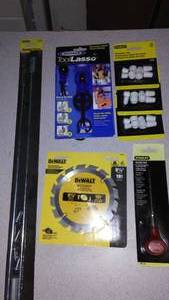 lot 720 image: Misc. Hardware - DeWalt Saw Blade.