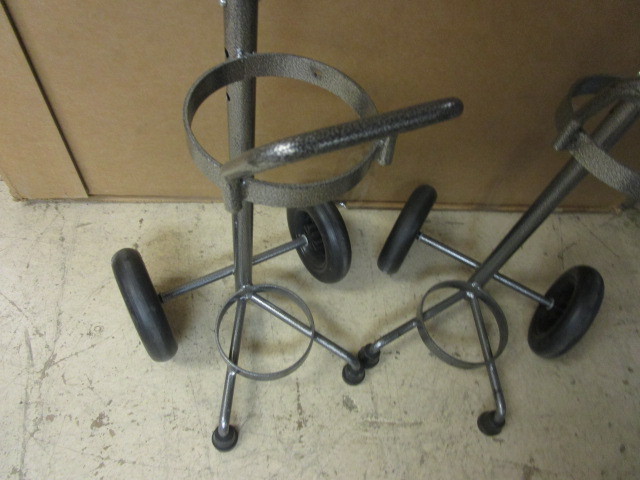lot 906 image: OXYGEN TANK CARTS