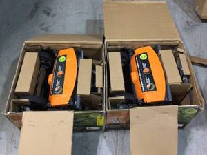 lot 10 image: Lot of 2 18 in. Cut Manual Push Non-Electric Walk Behind Reel Mower by Fiskars Customer Returns See Pictures
