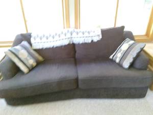 lot 28 image: Beautiful Brown 83 Upholstered Sofa and (2) Throw Pillows