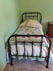 lot 44 image: Set of (2) Matching Oil-Rubbed Bronze Metal Twin Size Bed Frames and Accessories 