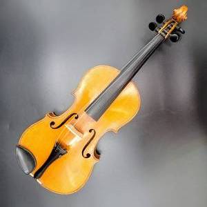 lot 71 image: 1910 German Stradivarius 1723 Violin with Two Bows and German Made Antique Coffin Style CaseNO RESERVE  We Will Ship Nationwide