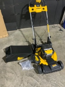 lot 49 image: DEWALT 21.5 in. 20-Volt MAX Lithium-Ion Cordless Battery Walk Behind Self Propelled Mower. See Pictures