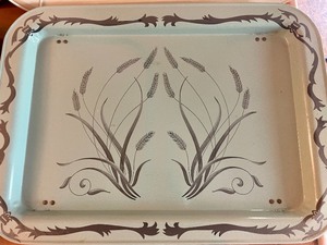 lot 87 image: 4 Vintage Lap Trays