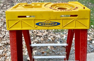 lot 102 image: Werner 4 Foot Ladder