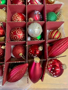 lot 129 image: Holiday Ornaments