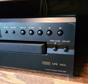 lot 17 image: Denon DCM-390 5-Disk CD Player