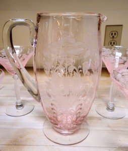 lot 30 image: Etched Pink Depression Glass Set