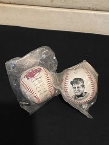 1991 World Series MN Twins Signed Team Baseball