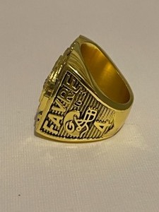 Green Bay Packers Brett Favre 1996 Super Bowl Replica Ring