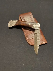 Custom Damascus Steel Folding Knife