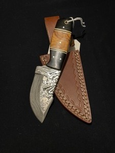 Custom Hand Made Damascus Blade Knife
