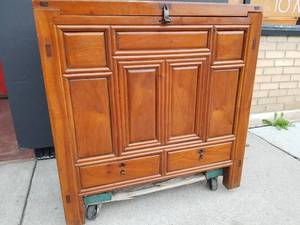 lot 27 image: Antique Coffered Mule Chest