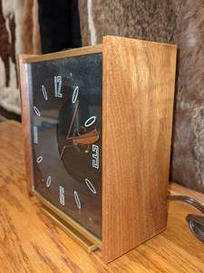 lot 24 image: 1970s Mid-Century Modern High Time II B&B Alarm Clock