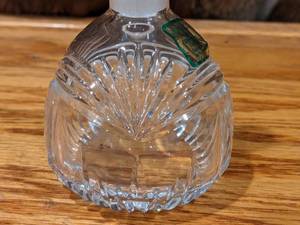 lot 44 image: Marquis by Waterford Crystal Bottle wStopper