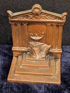 lot 102 image: Weidlich Brothers Temple of Knowledge Bronze Bookends