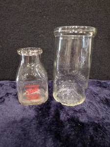 lot 100 image: Rare Franklin Cooperative Dairy Half Pint Milk Bottle & Oriental Dairy Jar