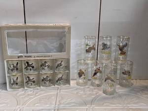 lot 98 image: Collectible Wildlife Glasses Including Anchor