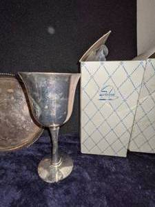 lot 109 image: EPCA Silverplate by Pool Large Goblets, Cocktail Pourer, More