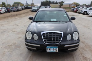 lot 11 image: 2006 Kia Amanti
