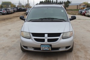 lot 9 image: 2002 Dodge Grand Caravan EX