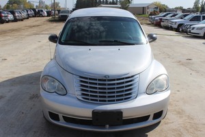 lot 6 image: 2007 Chrysler PT Cruiser Touring Edition
