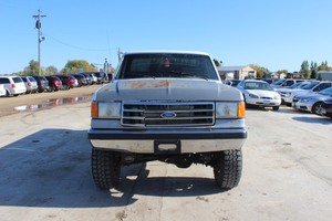 lot 3 image: 1991 Ford F150 XLT 4x4