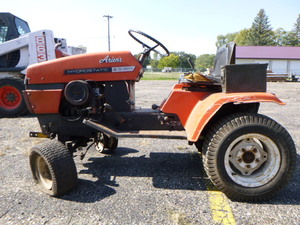 lot 10 image: Airens Riding Lawn Mower