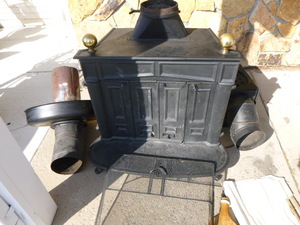 lot 18 image: Wood Burning Stove