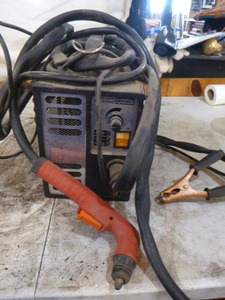 lot 56 image: Chicago Electric Inverter Plasma Cutter
