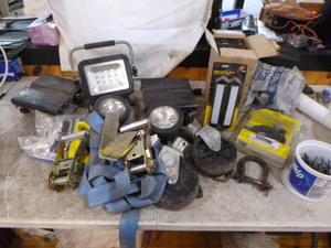 lot 85 image: Miscellaneous Garage Items