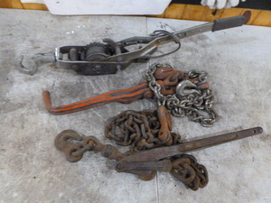 lot 105 image: Chain Binders and  Come-Along