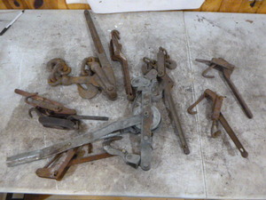 lot 106 image: Chain Binders and  Come-Alongs