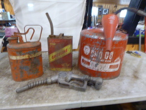lot 112 image: 3 Gas Cans