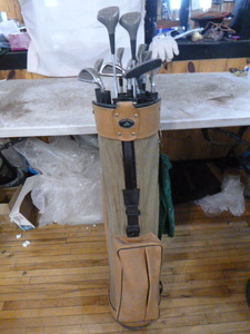 lot 136 image: Golf Clubs and Bag
