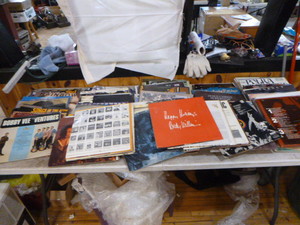 lot 141 image: Lot of Albums