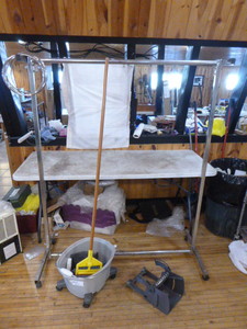 lot 158 image: Household Items