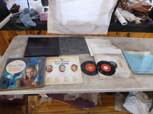 lot 170 image: LP and 45 Records