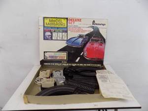 Model Motoring Deluxe Set