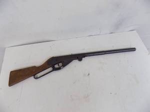 Daisy Model 660