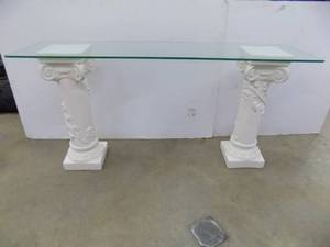 Casted Pillars With Glass Top