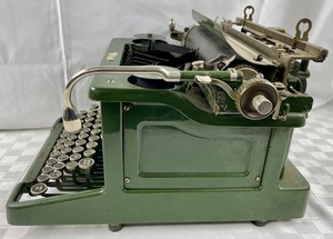 lot 269 image: Vintage Typewriter by L.C. Smith and Corona Typewriters Inc.