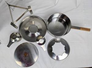 lot 304 image: Stylish Stelton Danish Fondue & Fuel Set with Cookbook & Bodum Glass Insert