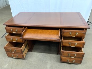 lot 64 image: Beautiful Wood Desk w Leather Top by Sligh of Holland, MI